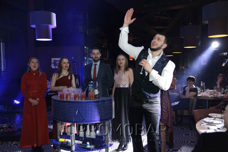 barmen_shou_kiev_3.jpg